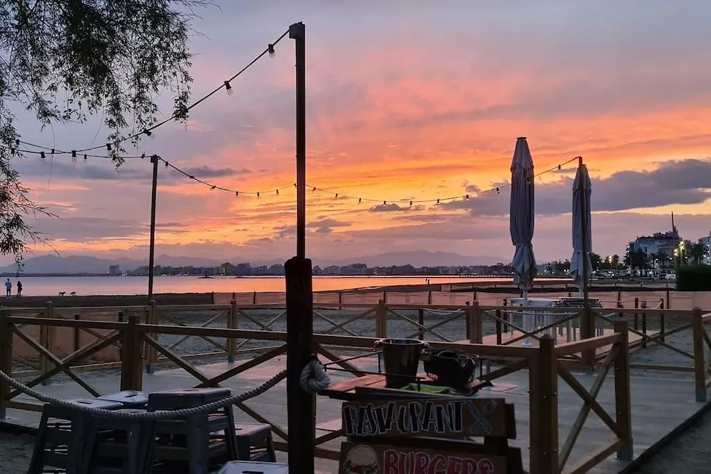 Sunsetmare Vacational Apartment Roses İspanya