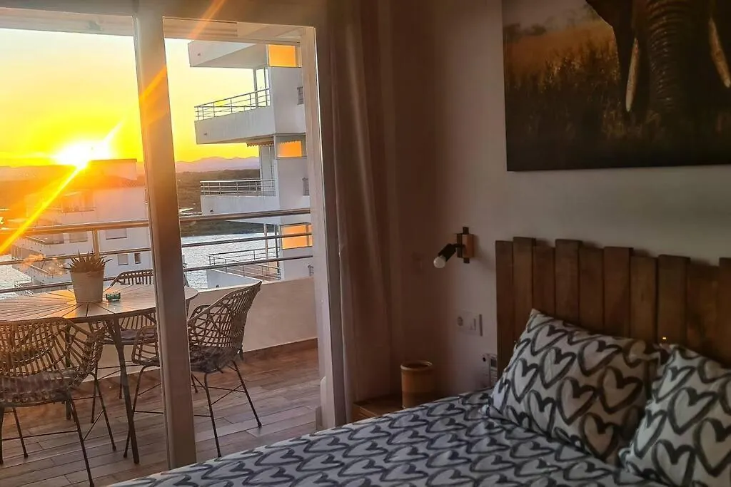 Sunsetmare Vacational Apartment Rosas