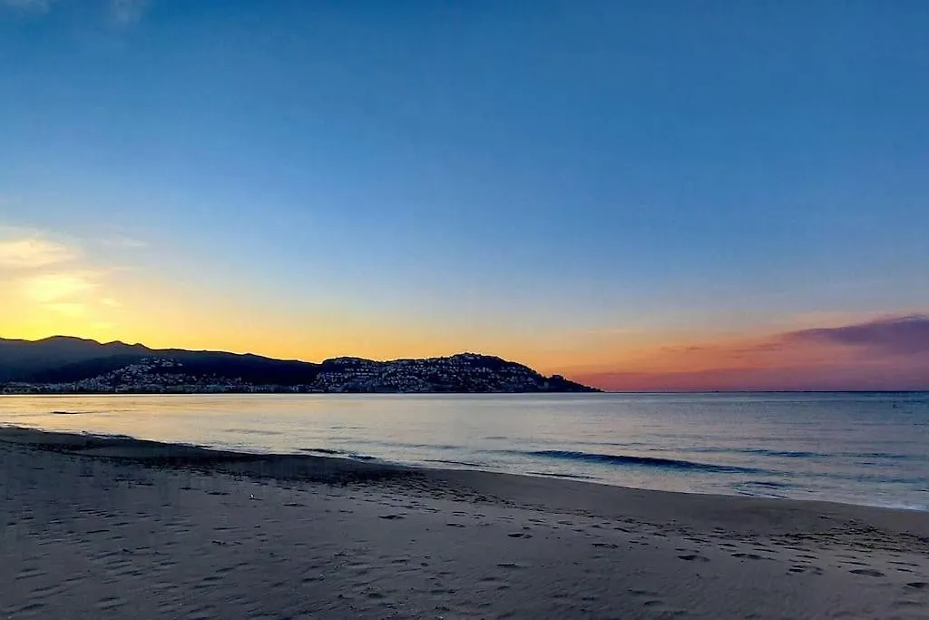 Sunsetmare Vacational Apartment Rosas